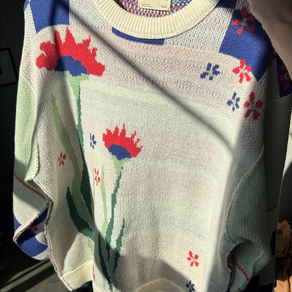 🎉HP🎉 We The Free Limited Edition Floral Sweater - Picture 9 of 9